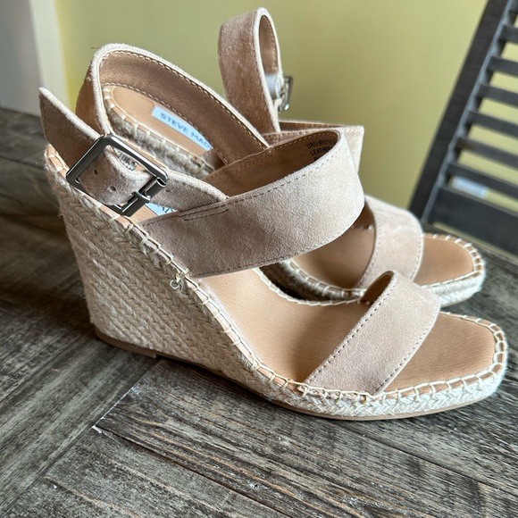 Steve  Madden Uri Espadrille Wedges 8.5 neutral - Picture 2 of 8